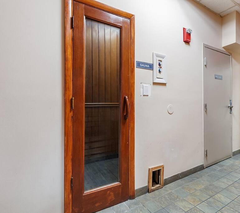 Cabana Palms - Oceanfront Renovated King Bed Sauna 미를 비치 외부 사진